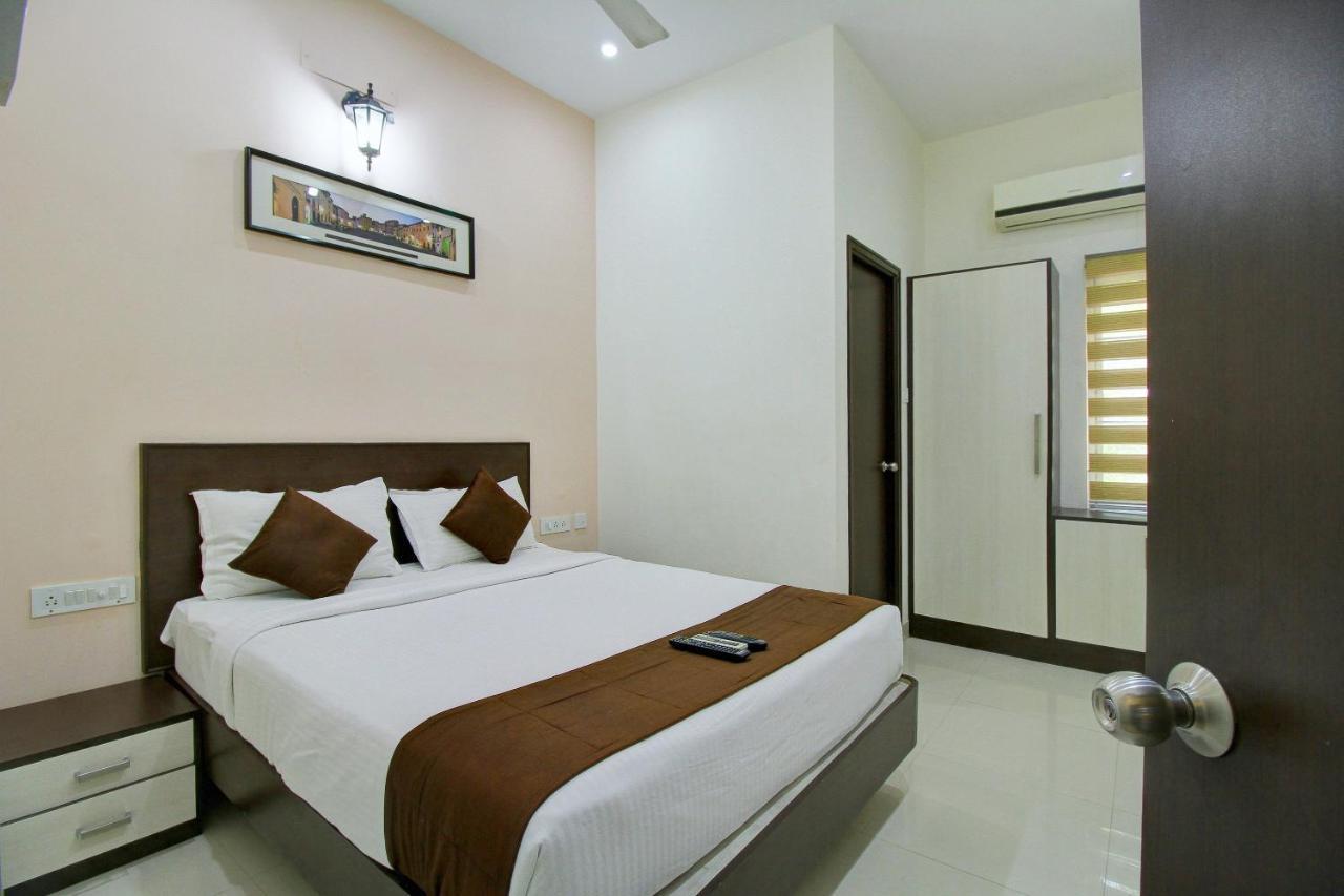Rd Towers Hotel Chennai Exterior photo