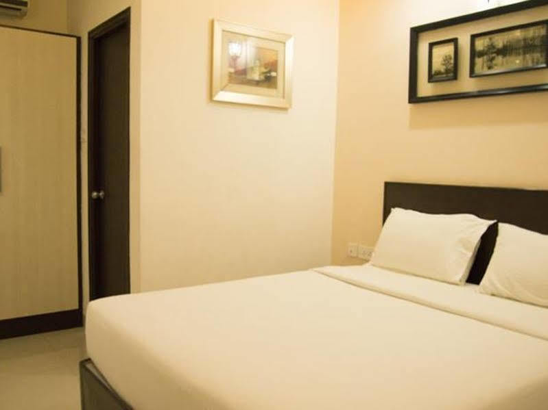 Rd Towers Hotel Chennai Exterior photo